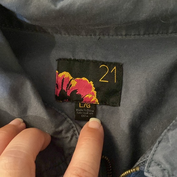 Jacket - Picture 2 of 3